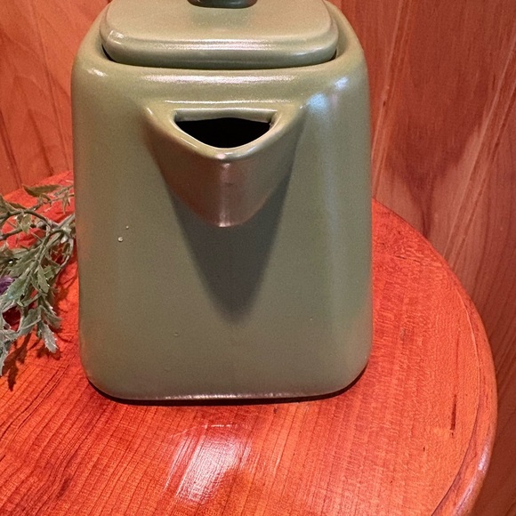 Square Avocado STARBUCKS Collectors 2012 32oz TEA COFFEE Pitcher Ceramic - Picture 2 of 9